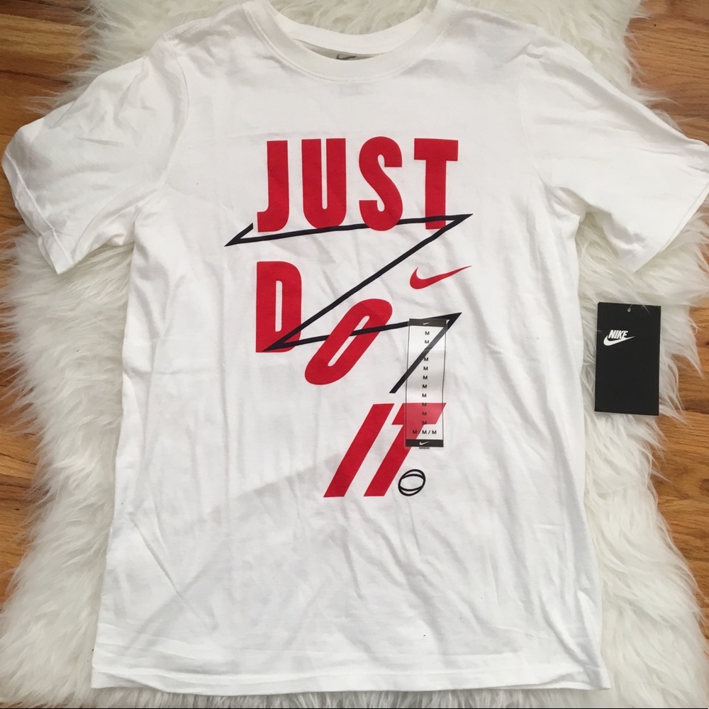 Nike Boys Tee - Picture 2 of 2